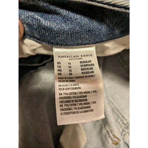 American eagle jeans w/ cuffed bottoms size 16 in good condition - Picture 4 of 5